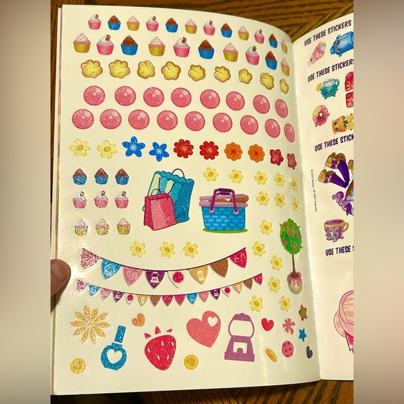 🍭 SHOPKINS SHOPPIES STICKER FUN BOOK 🍭 - Picture 6 of 14